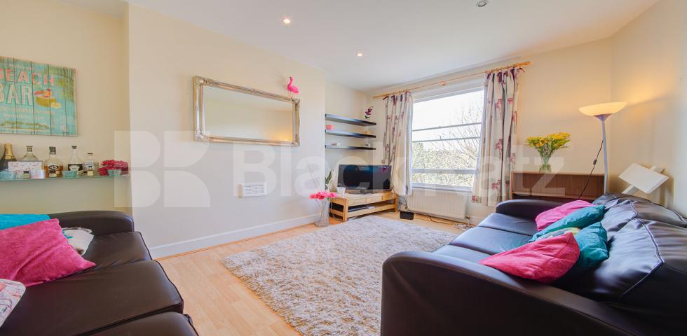 			Stunning !!!!!, 2 Bedroom, 1 bath, 1 reception Apartment			 Evershot road, Finsbury park /Stroud green